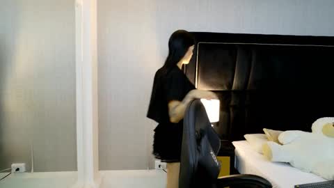 ViolettJhonson online show from 12/15/25, 02:10