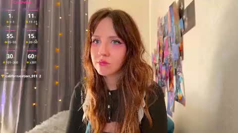 Snapshot of violettmo0n chatting on 06/25/26, 05:12 Next stream 1522026 400 GMT 3 online show from 06/25/26, 05:12