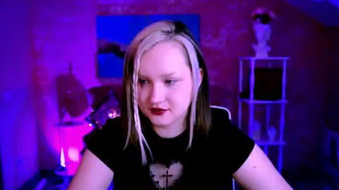 Violett online show from 06/29/26, 06:30