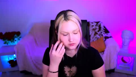 Violett online show from 07/06/26, 04:20