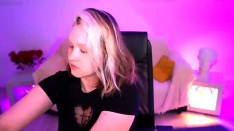 Violett online show from 07/08/26, 06:18