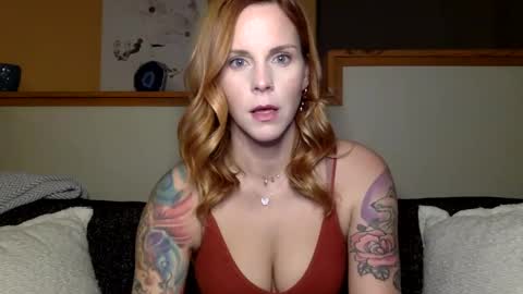 Snapshot of violetxsweets chatting on 12/04/24, 12:08 Violet online show from 12/04/24, 12:08
