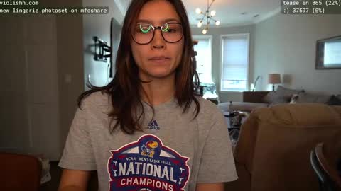 follow me on twitter violishh and ig violishh  online show from 02/20/25, 07:19