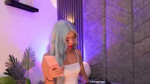 viollettebylyly online show from 06/11/26, 12:36