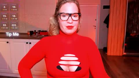 Snapshot of vip_juicy chatting on 10/09/25, 05:55 VelvettTime online show from 10/09/25, 05:55