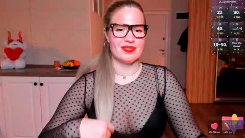 Snapshot of vip_juicy chatting on 11/26/25, 03:46 VelvettTime online show from 11/26/25, 03:46