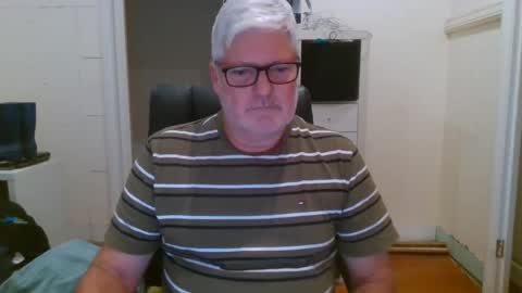 Snapshot of viper654321 chatting on 12/25/24, 08:18 viper654321 online show from 12/25/24, 08:18