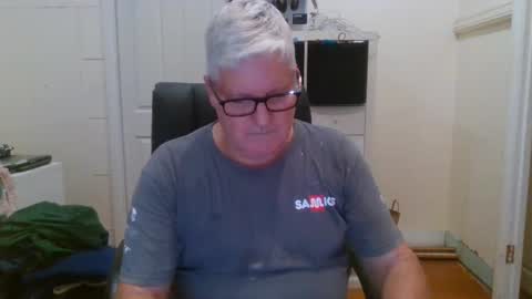 Snapshot of viper654321 chatting on 02/17/25, 08:09 viper654321 online show from 02/17/25, 08:09