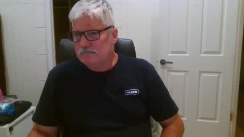 viper654321 online show from 11/18/25, 07:46