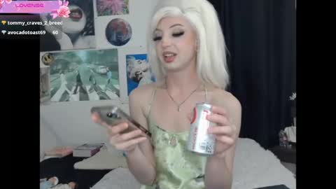 Snapshot of viperthedoll chatting on 04/18/26, 02:59 Viper online show from 04/18/26, 02:59
