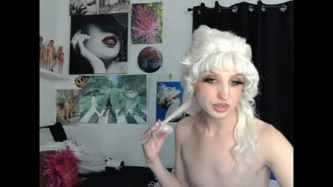 Snapshot of viperthedoll chatting on 06/24/26, 02:54 Viper online show from 06/24/26, 02:54
