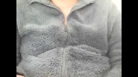 . online show from 12/03/25, 01:42