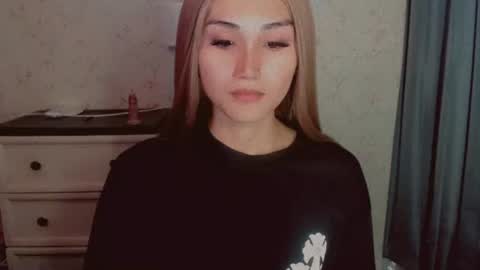 Snapshot of virgenpearl chatting on 02/10/26, 02:59 Pearl online show from 02/10/26, 02:59