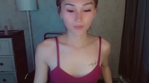 Snapshot of virgenpearl chatting on 02/11/26, 01:43 Pearl online show from 02/11/26, 01:43