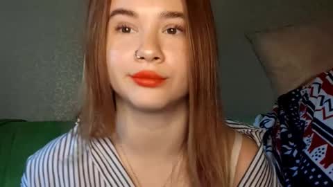 Snapshot of virgiehackney chatting on 10/11/25, 11:42 Mia online show from 10/11/25, 11:42