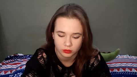 Snapshot of virgiehackney chatting on 10/15/25, 11:21 Mia online show from 10/15/25, 11:21