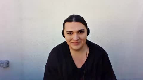 priscilla online show from 03/01/25, 05:27