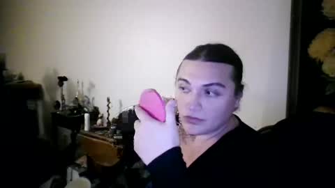 priscilla online show from 01/12/26, 07:35