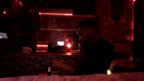 Snapshot of virgostargalatica chatting on 12/14/25, 02:06 Omoje Ultra Mega online show from 12/14/25, 02:06