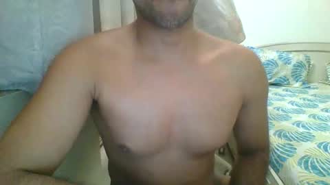 Snapshot of virtualisreal chatting on 04/27/26, 08:18 Lets play online show from 04/27/26, 08:18