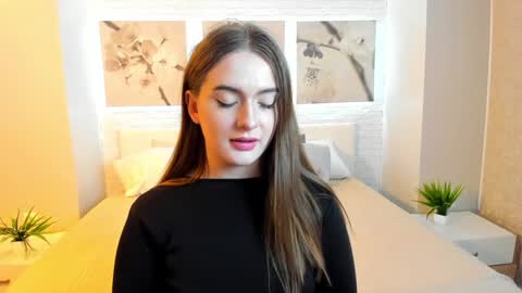 Snapshot of vitajoy_ chatting on 12/02/24, 01:24 Vita online show from 12/02/24, 01:24