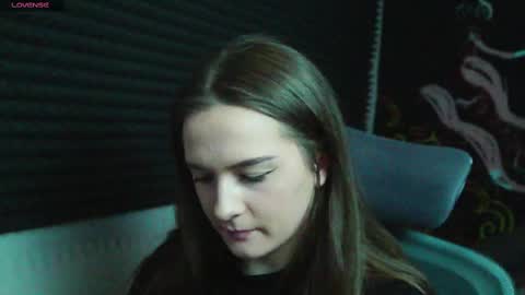 Snapshot of vitajoy_ chatting on 02/11/25, 04:24 Vita online show from 02/11/25, 04:24
