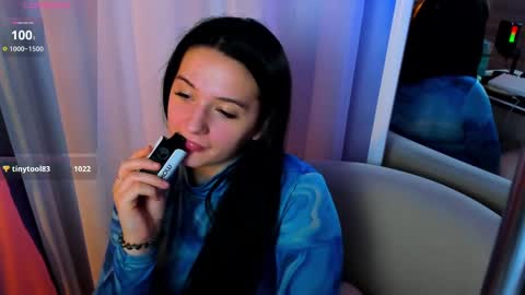 Snapshot of vitajoy_ chatting on 03/12/25, 06:22 Vita online show from 03/12/25, 06:22