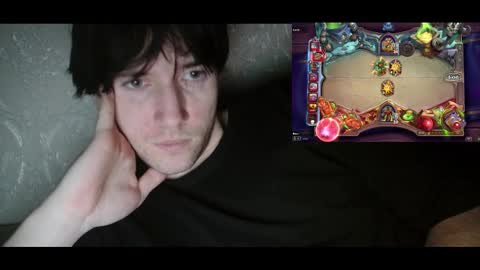 Snapshot of vitiligoboyy chatting on 12/04/25, 01:15 vitiligoboyy online show from 12/04/25, 01:15