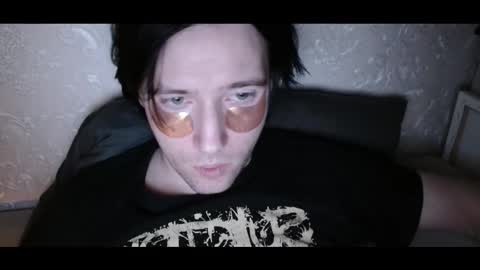 Snapshot of vitiligoboyy chatting on 02/13/26, 01:12 vitiligoboyy online show from 02/13/26, 01:12