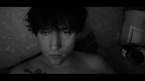 Snapshot of vitiligoboyy chatting on 07/14/26, 02:16 vitiligoboyy online show from 07/14/26, 02:16