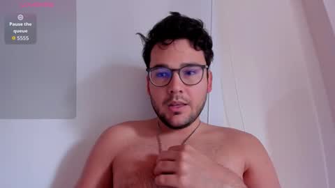 Snapshot of vito_ferrero chatting on 09/21/25, 12:18 Vito Ferrer online show from 09/21/25, 12:18