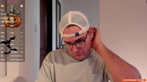 Snapshot of vito_ferrero chatting on 10/10/25, 09:58 Vito Ferrer online show from 10/10/25, 09:58