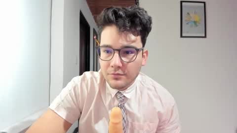 Snapshot of vito_ferrero chatting on 10/24/25, 10:55 Vito Ferrer online show from 10/24/25, 10:55