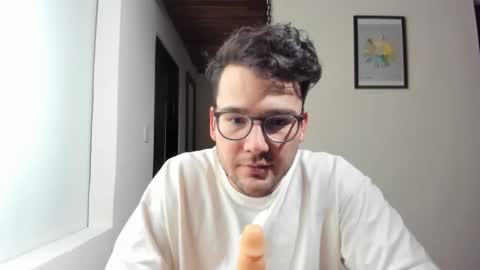 Snapshot of vito_ferrero chatting on 10/27/25, 01:31 Vito Ferrer online show from 10/27/25, 01:31