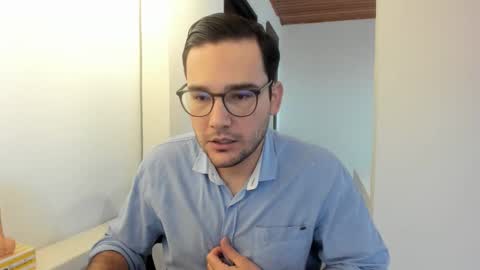 Snapshot of vito_ferrero chatting on 11/09/25, 11:41 Vito Ferrer online show from 11/09/25, 11:41