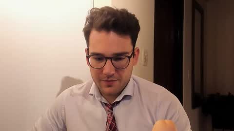 Snapshot of vito_ferrero chatting on 11/11/25, 12:43 Vito Ferrer online show from 11/11/25, 12:43