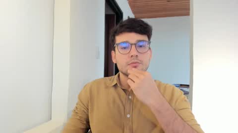 Snapshot of vito_ferrero chatting on 11/14/25, 08:18 Vito Ferrer online show from 11/14/25, 08:18