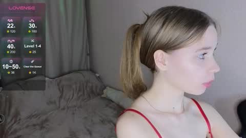 Snapshot of vitterrick chatting on 10/29/25, 05:36 vitterrick online show from 10/29/25, 05:36