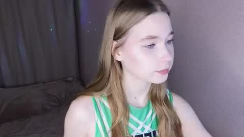 Snapshot of vitterrick chatting on 11/03/25, 03:46 vitterrick online show from 11/03/25, 03:46