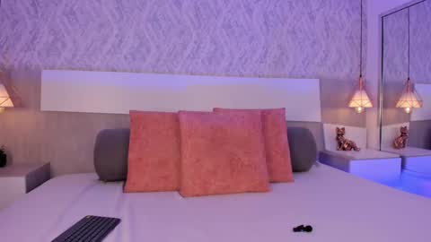 Snapshot of vittoria__rossi chatting on 04/13/26, 03:06 Vttoria online show from 04/13/26, 03:06