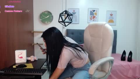 VITTORIA  online show from 12/29/24, 10:23