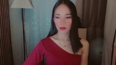 Snapshot of vivahotbabessandra chatting on 05/14/26, 12:34 SANDRA GOING YOU online show from 05/14/26, 12:34