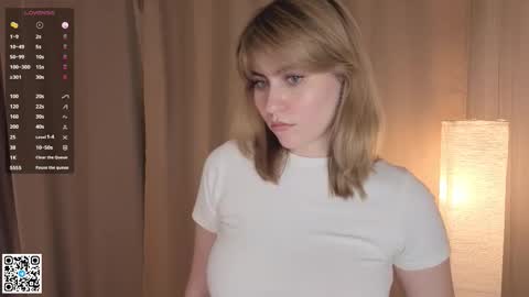 Snapshot of vivandellapenna chatting on 10/28/25, 06:21 Melissa online show from 10/28/25, 06:21