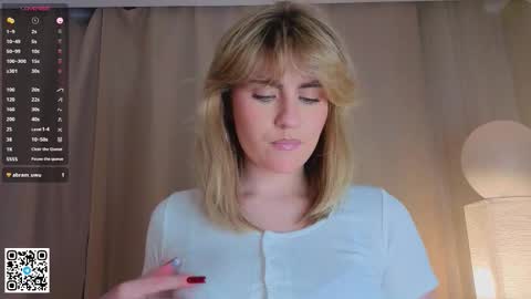 Snapshot of vivandellapenna chatting on 11/18/25, 06:12 Melissa online show from 11/18/25, 06:12