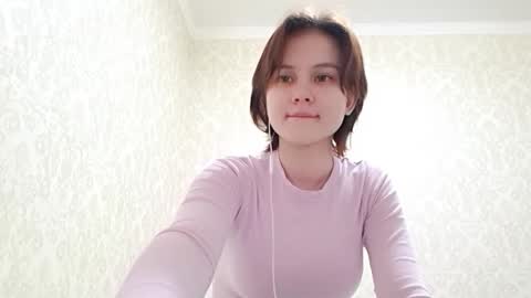 Snapshot of vivatrude chatting on 02/12/26, 01:06 Sonya online show from 02/12/26, 01:06