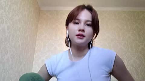 Snapshot of vivatrude chatting on 02/21/26, 11:33 Sonya online show from 02/21/26, 11:33