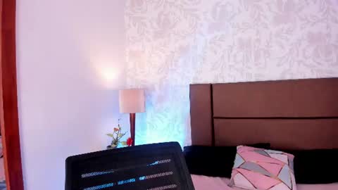 Vivi online show from 06/29/26, 03:57