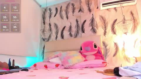 Snapshot of vivi_prinncess chatting on 11/26/25, 10:44 Viviana online show from 11/26/25, 10:44