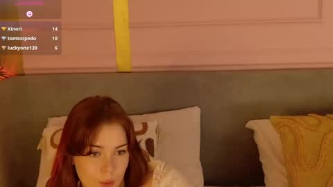 Snapshot of vivi_west chatting on 05/20/26, 05:19 vivi_west online show from 05/20/26, 05:19