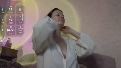 Snapshot of vivian_alison chatting on 03/03/26, 08:59 vivian_alison online show from 03/03/26, 08:59